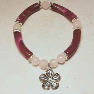 bracelet fleur argenté et perles de quartz roses