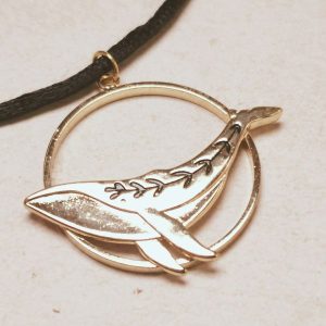 collier pendentif baleine