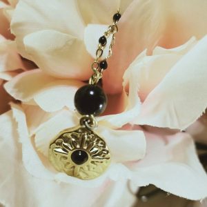 collier chaine acier boules noire avec perle obsidienne 8mm